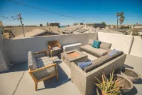 MODERN SILVER STRAND BEACH HOUSE STEP2SAND SLEEPS 10 - Boutique