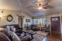 Beautiful Warm and Spacious Home, 3bed/2 full bath - 3-Star