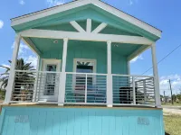 New! Drift away in Bayfront 2-bedroom Turquoise cottage - 3 estrellas