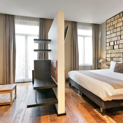Boutique Hotel Saint-Géry Отели рядом с достопримечательностью «Площадь Сен-Жери»