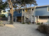 DOG FRIENDLY and PERFECT LBK LOCATION - 3-Star