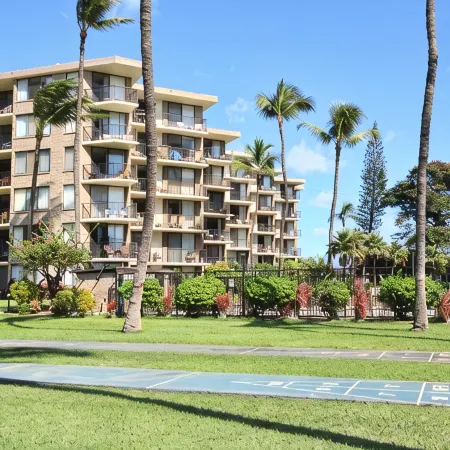 Premier Ocean View! King Luxury Bed, A/C, Clean, Cozy, Updated, Wifi, Beach Gear