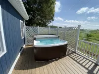 Wine Trail, Cozy Cabin plus hot tub - 3-stjärniga