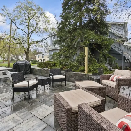 Cute and Cozy Cape in the Heart of Ogunquit Center
