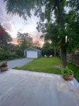 Charming Riverhead home with large outdoor patio & backyard  firepit -  Privatzimmer