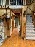Beautiful Log Cabin with Fireplace, Fire Pit, Hot Tub & Wifi - Alphydda