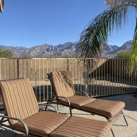 Oro Valley Retreat is the perfect home in the perfect location.