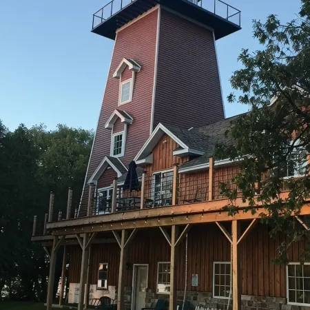 Stay on the St Lawrence River in a Tower!