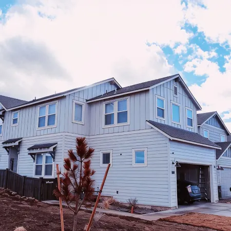 New house in Redmond, 15 minutes to Airport and Smith Rock