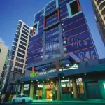 Vibe Hotel North Sydney - parking