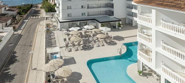 Welikehotel Triton Beach Отели в г. Льевант
