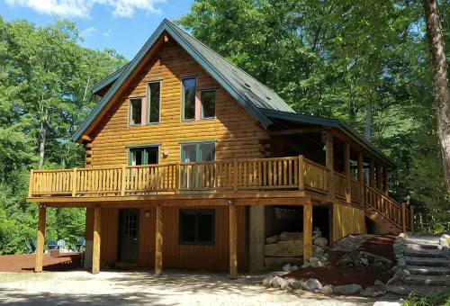 Beautiful Log Home in Suissevale on Lake Winnipesaukee with Beach Access - 4-Star