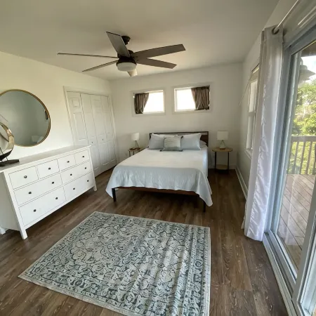 Waterfront: Dock Access, Walk to Beach, Pier & Shops, 5Br, Sunset View / 10% Off