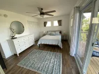 Waterfront: Dock Access, Walk to Beach, Pier & Shops, 5Br, Sunset View / 10% Off - Kylpyammeita