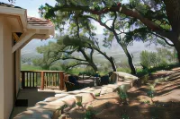 Ojai Retreat & Inn - Mountain view