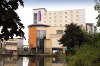 Premier Inn Hemel Hempstead Central - parkir