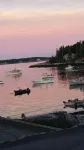 Cozy Ocean Side Cottage with screened in Sun room! 5 minutes from Private beach - 3-Star