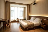 Xinlan Liuxia Cafe Courtyard Homestay - جاكوزي