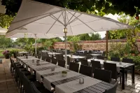 Weingut Sandwiese Winzerhotel - parking