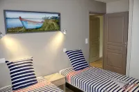 Seafront, Fantastic 180° Sea View, High Standard, Garden and Private Parking - Villas