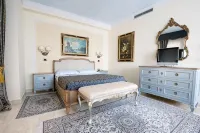 Grand Hotel President - parking