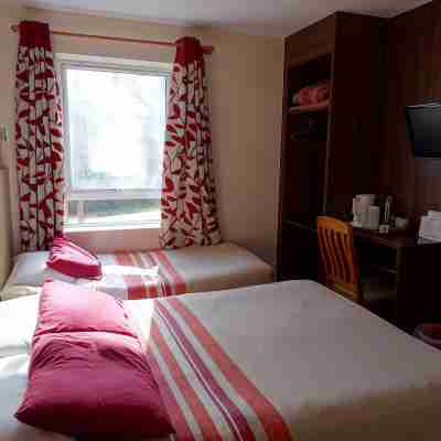 The Gatwick White House Hotel Rooms