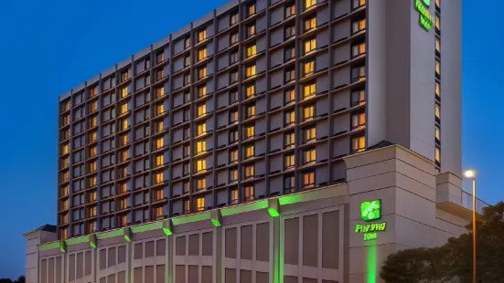 Holiday Inn National Airport/Crystal City