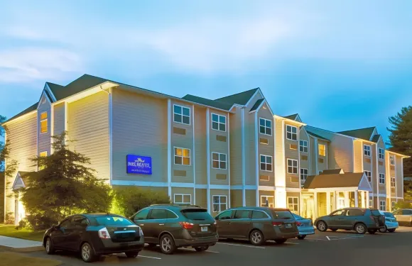 約克麥客達套房酒店