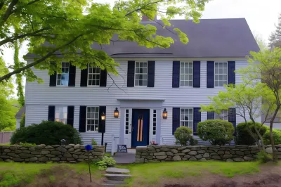 Spring Hill Inn Hotel dekat Gay City State Park