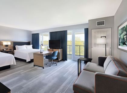 Hampton Inn & Suites by Hilton Watertown Boston