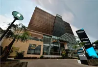 Hotel California Bandung Hotels in Bandung Wetan