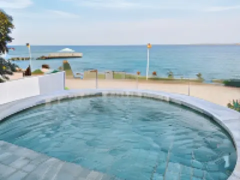 ริมทะเล รีสอร์ท เกาะล้าน โรงแรมในเกาะล้าน