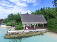 Constance Moofushi - spa