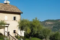 Tenuta Colle Serrano Hotel in zona Convento San Vincenzo