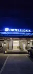 Hotel Lucca โรงแรมใน