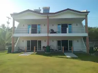 卡比勞日落潛水度假村 Birhen Sa Kaluoy Chapel附近的飯店