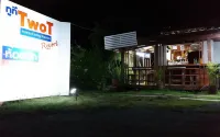 Two T Resort Hôtels à : Sawankhalok
