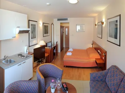 Apartel Park Osejava Hotels in Makarska City Center