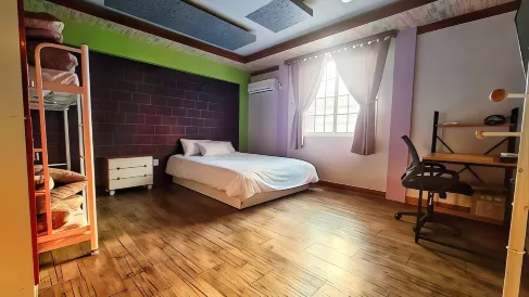 Kimchee Busan Downtown Guesthouse