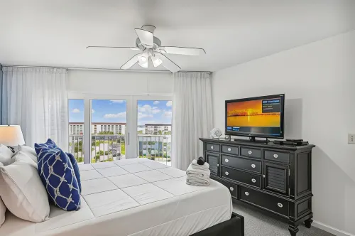 Recently Renovated 2 Bedroom/2 Bath on 7th Floor! by RedAwning Hôtels à : Fort Walton Beach