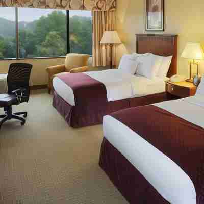 DoubleTree by Hilton Charlottesville Rooms