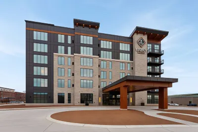 Legacy Hotel Trademark Collection by Wyndham Hotels near Stillmank Brewing Company