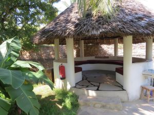 Villa Tuffah 3 Minutes Walk to the Beach