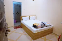 Goroomgo Bhagwaan Das Varanasi Hotels in Domari