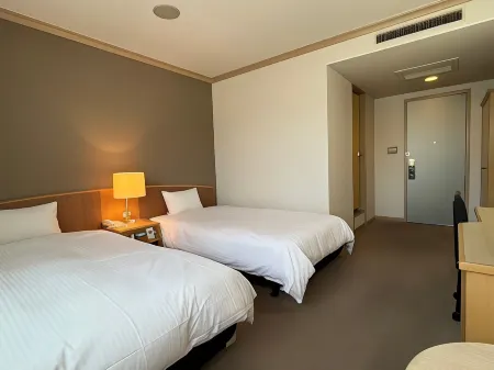 Ozu Plaza Hotel