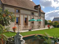 Logis Hotel le Nuage Hotels in Gien