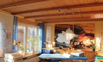 Sunny Holiday Apartment at the Forest Büdnerreihe