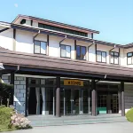 Hotel Asahikan Hotel berhampiran Kiso Bridge