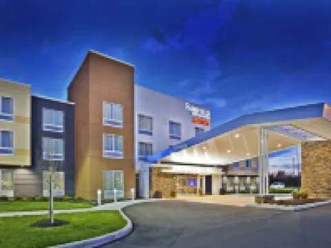 Fairfield Inn & Suites Washington Court House Jeffersonville Hotels in Fayette County