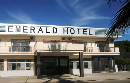Emerald Hotel & Restaurant